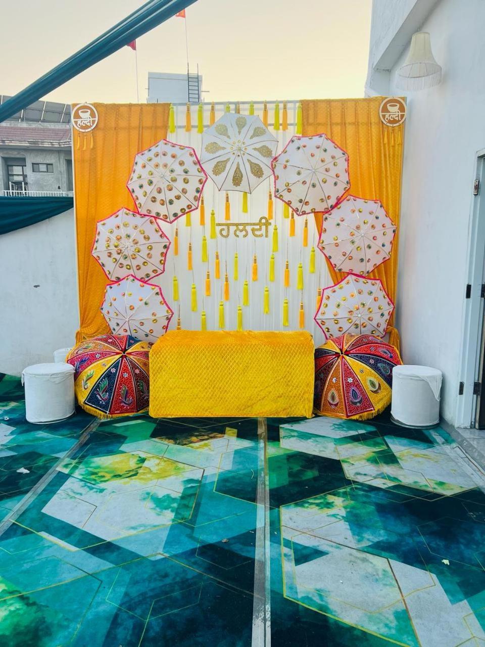 Raghav Inn Karnāl Exterior foto